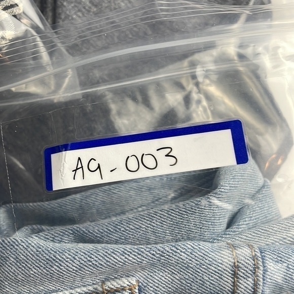 Rsq jean high rise straight leg women size 27 rips at the knees and raw hem - Picture 12 of 12